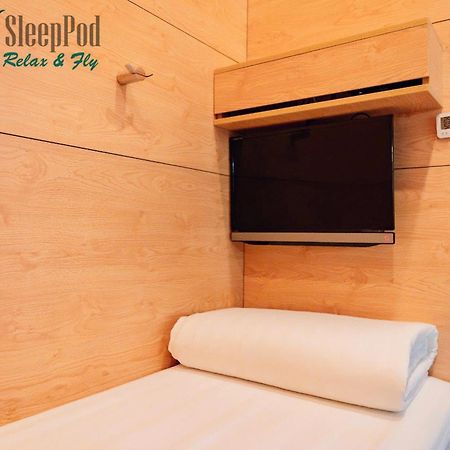 Отель Vatc Sleep Pod Terminal 1 Нойбай Экстерьер фото