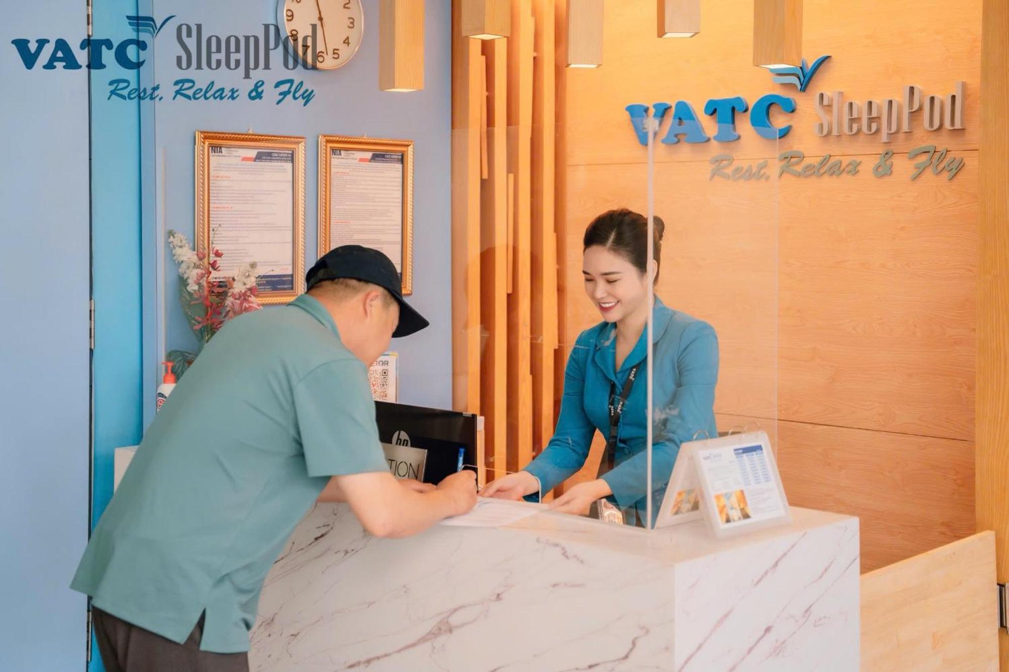 Отель Vatc Sleep Pod Terminal 1 Нойбай Экстерьер фото